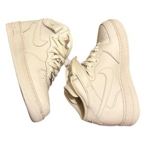 Nike Air Force 1 Mids